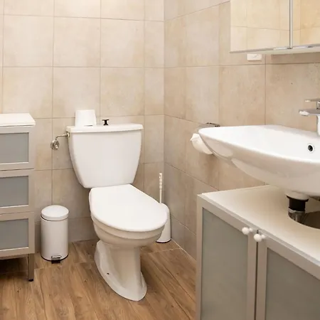 Galaxie 218 By Interhome ヴェルビエール